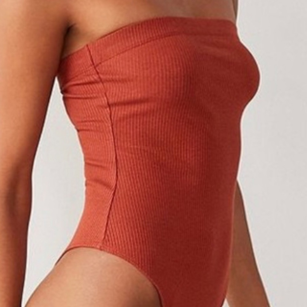NEVER WORN Urban Outfitters brand tube bodysuit